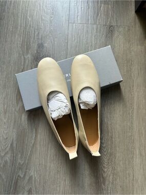 Everlane Cream Leather Slip-On Flats
